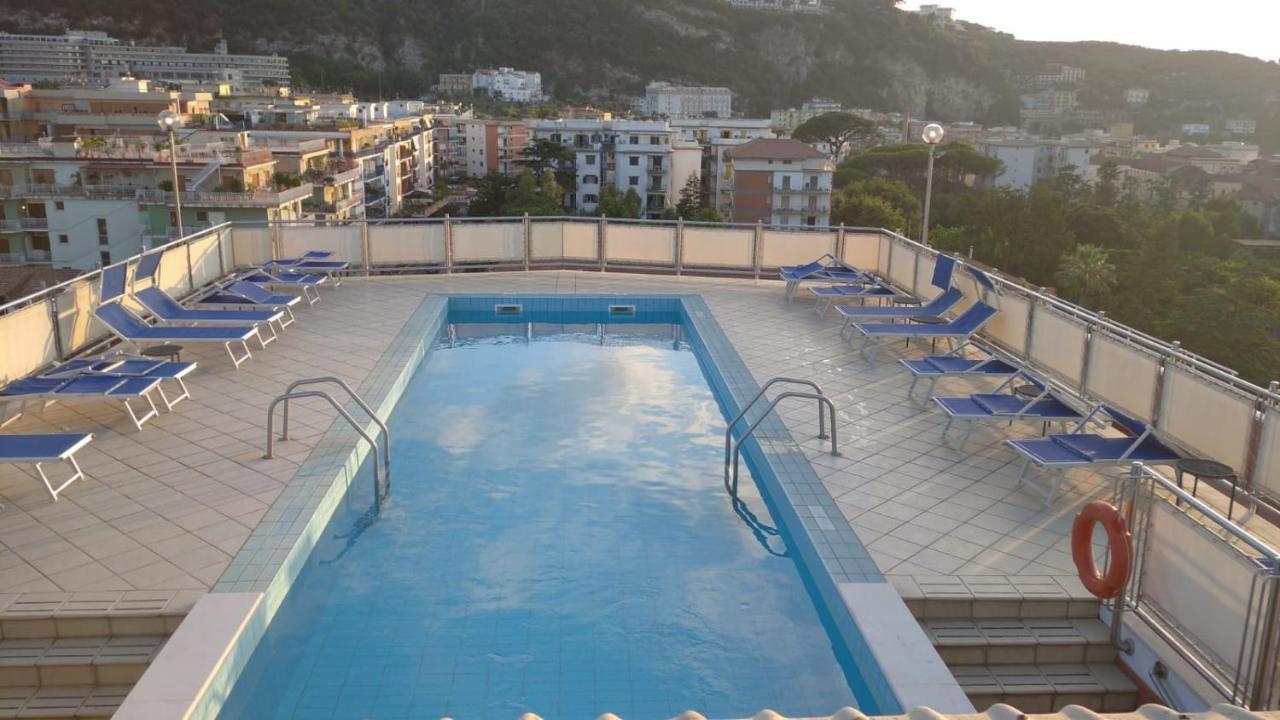 Grand Hotel Cesare Augusto Sorrento Bagian luar foto