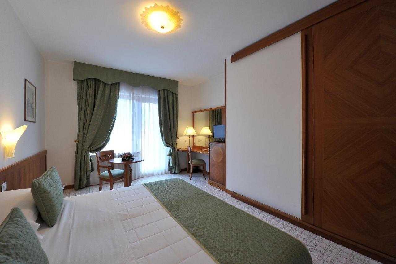 Grand Hotel Cesare Augusto Sorrento Bagian luar foto
